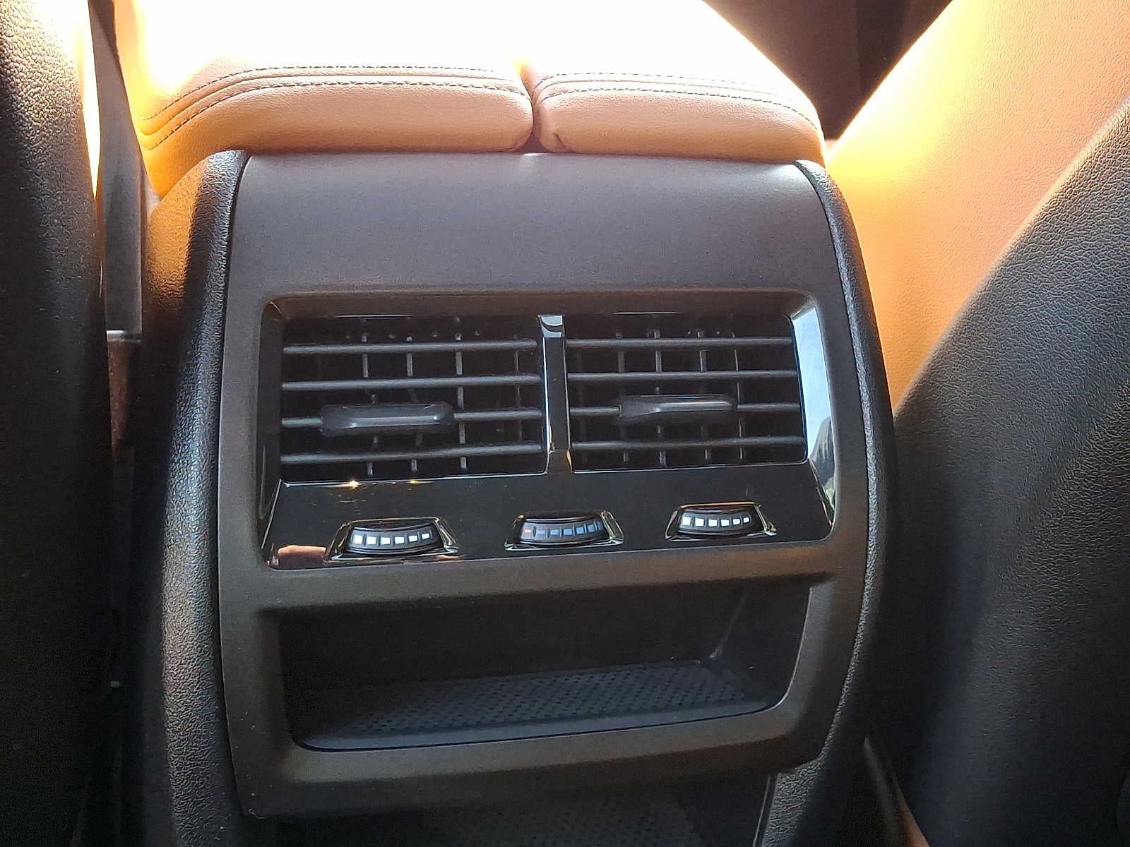 2024 BMW X6 xDrive40i Sports Activity Coupe