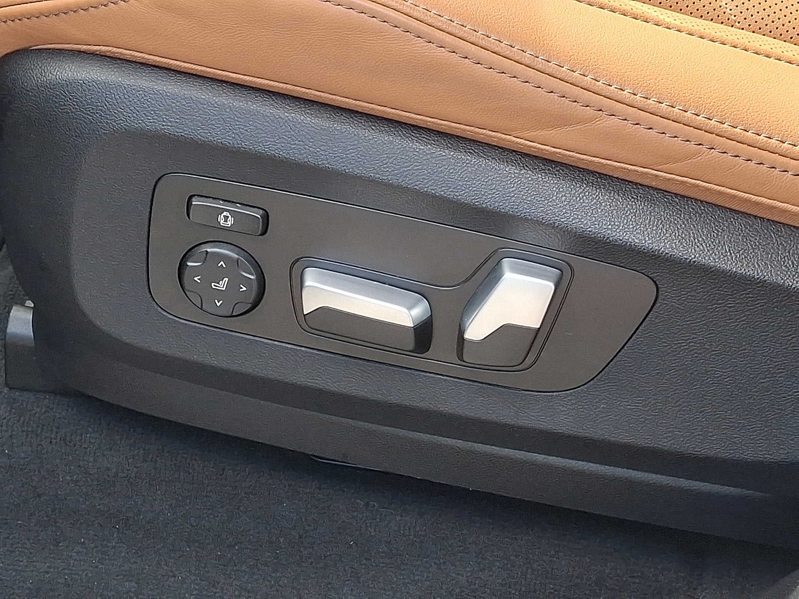 2024 BMW X5 xDrive50e Plug-In Hybrid