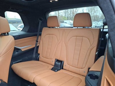 2022 BMW X7 xDrive40i Sports Activity Vehicle