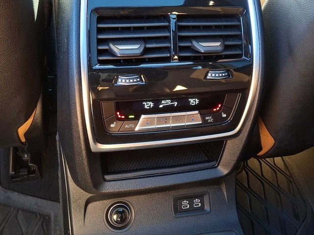 2022 BMW X7 xDrive40i Sports Activity Vehicle