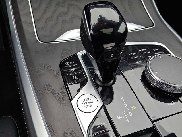 2022 BMW X7 xDrive40i Sports Activity Vehicle