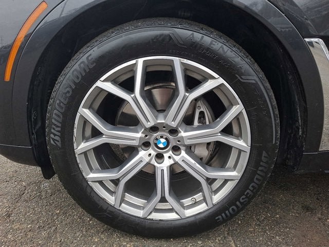 2022 BMW X7 xDrive40i Sports Activity Vehicle