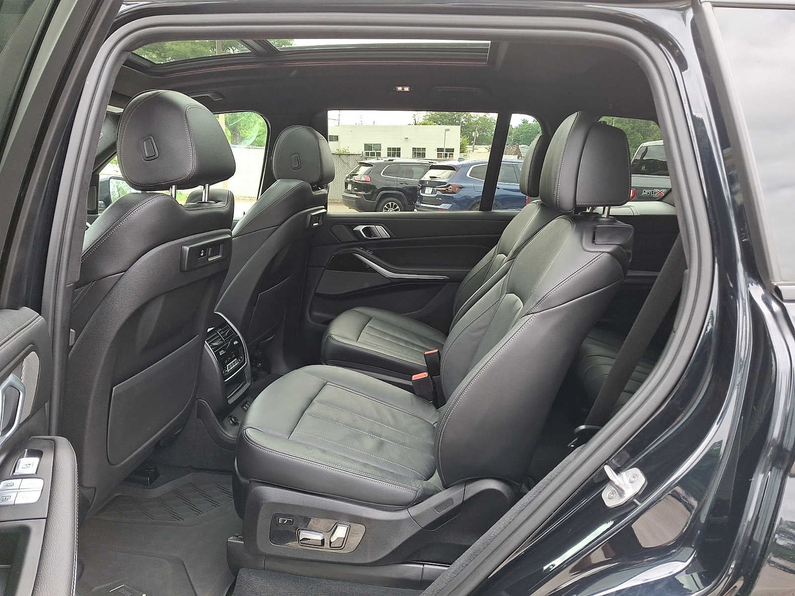 2020 BMW X7 xDrive40i Sports Activity Vehicle