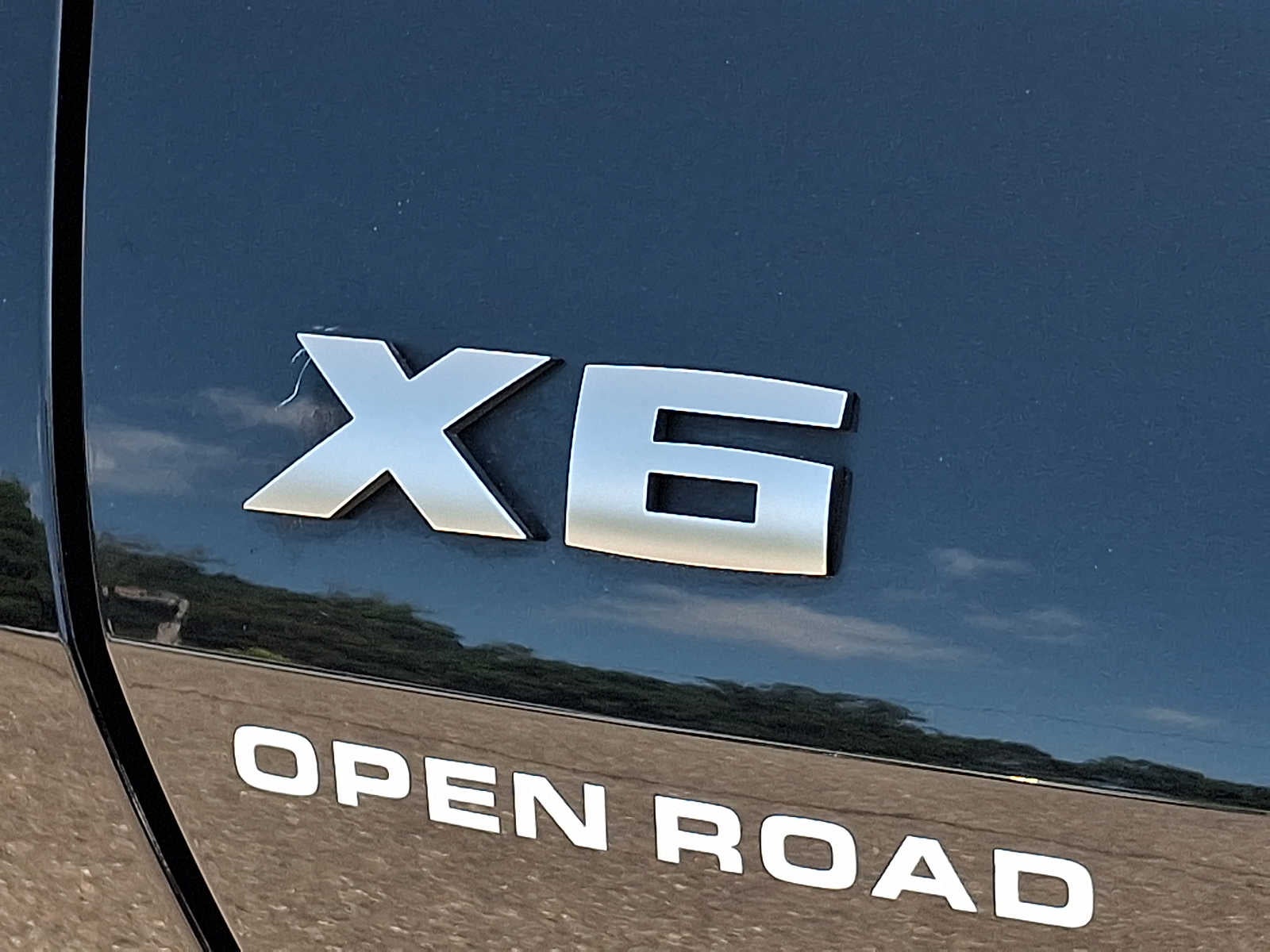 2022 BMW X6 M50i Sports Activity Coupe