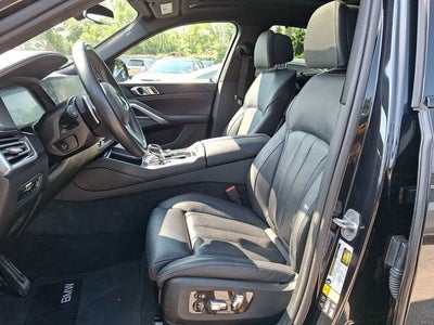 2022 BMW X6 M50i Sports Activity Coupe