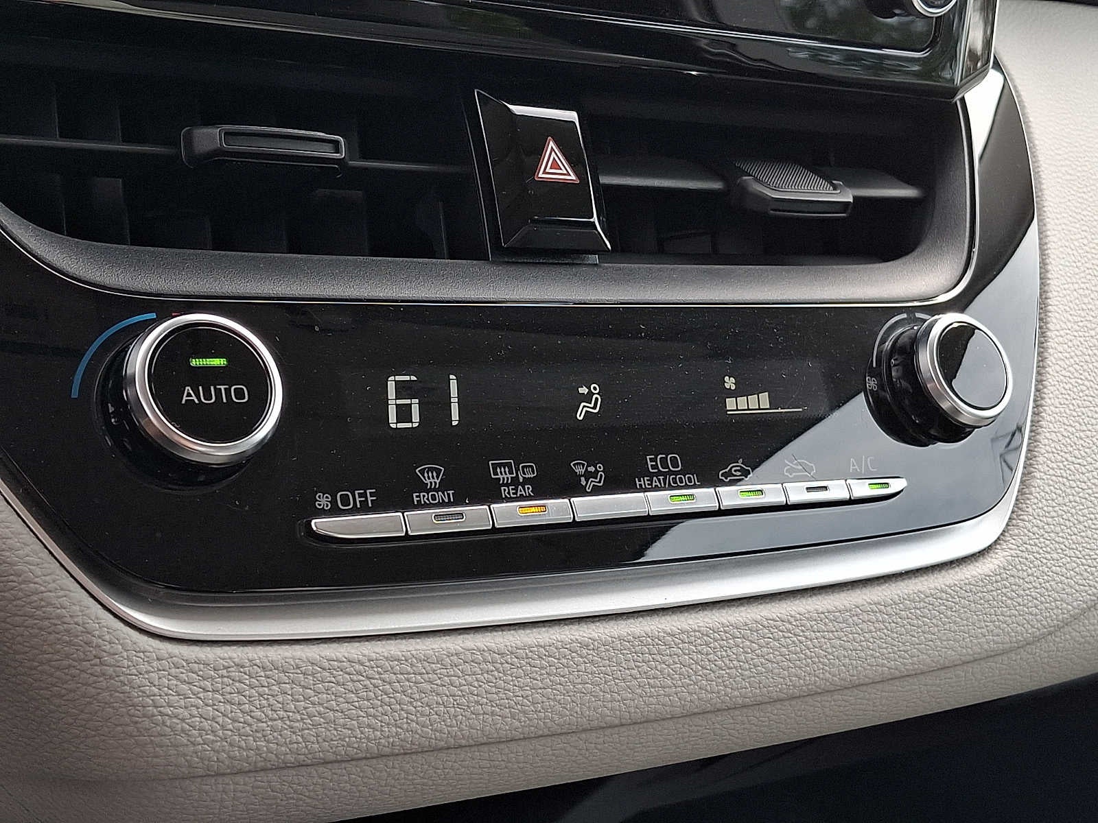 2020 Toyota Corolla LE CVT