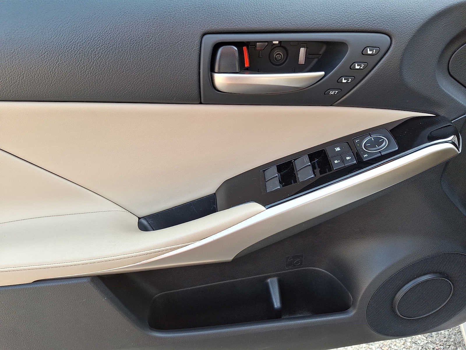 2018 Lexus IS IS 300 AWD