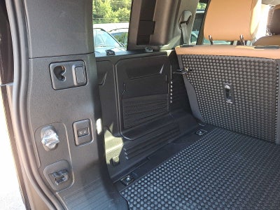 2026 Land Rover Defender 110 P400 X-Dynamic SE