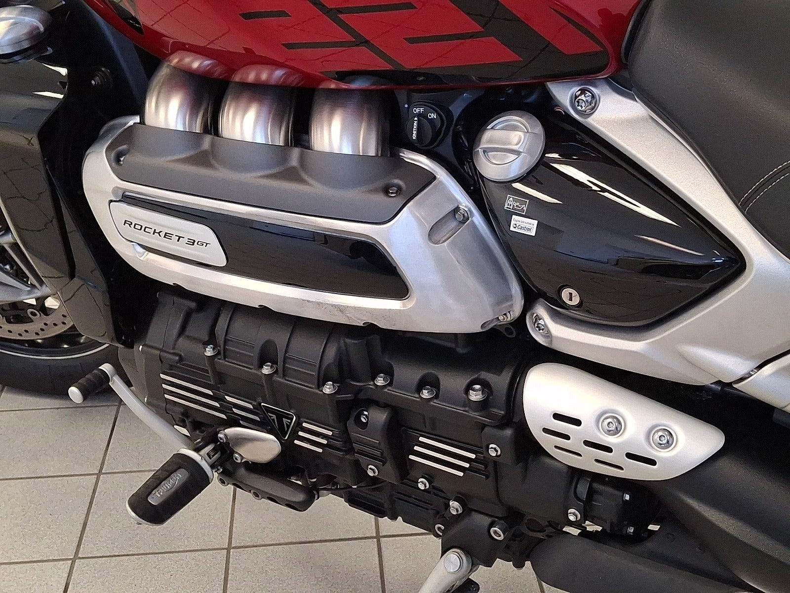 2022 TRIUMPH ROCKET 3 GT Base