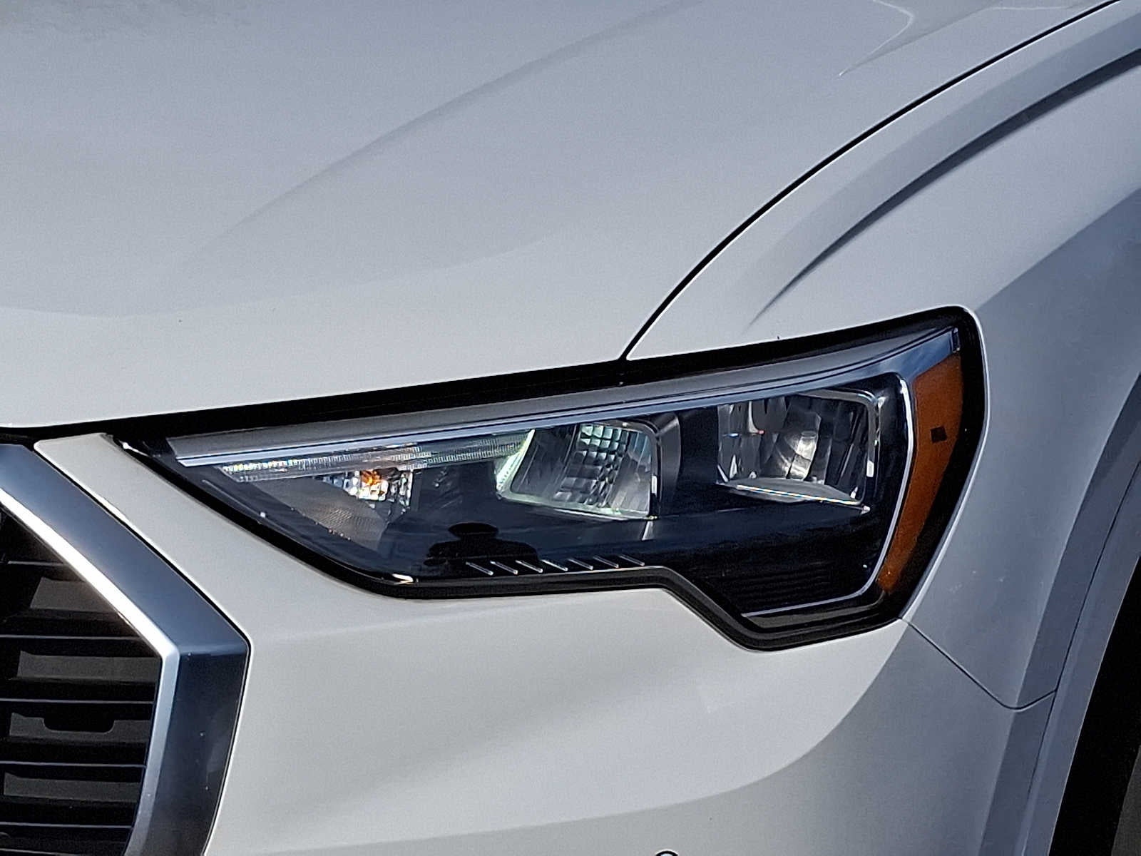 2020 Audi Q3 Premium 45 TFSI quattro