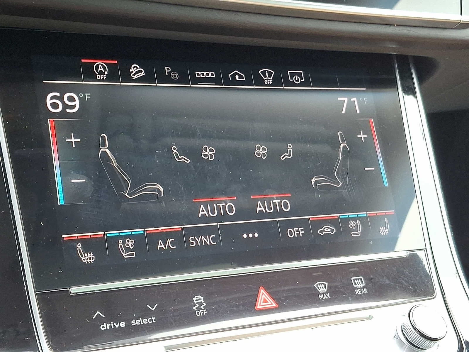 2023 Audi Q7 Prestige 55 TFSI quattro