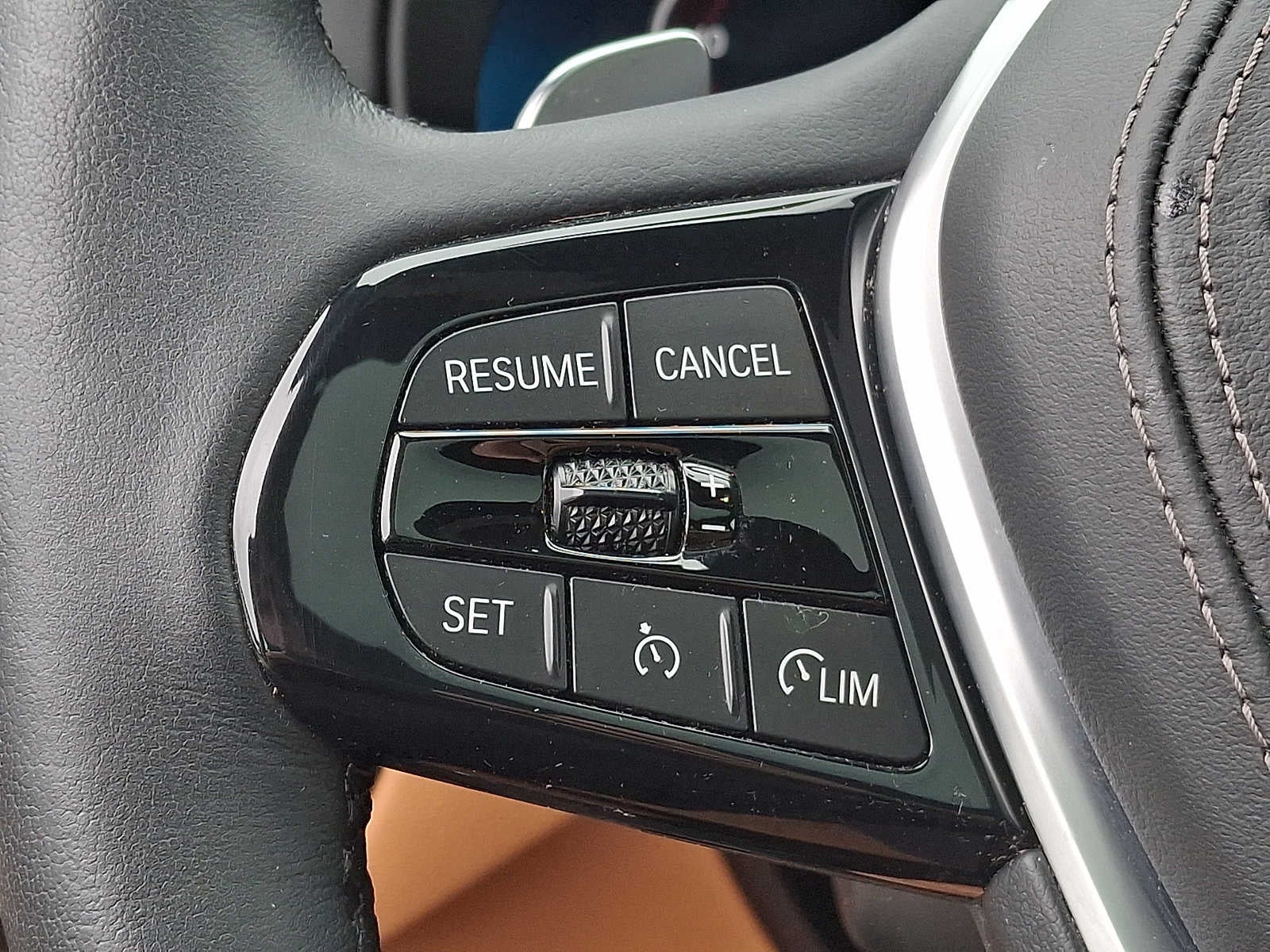 2023 BMW 5 Series 530i xDrive Sedan