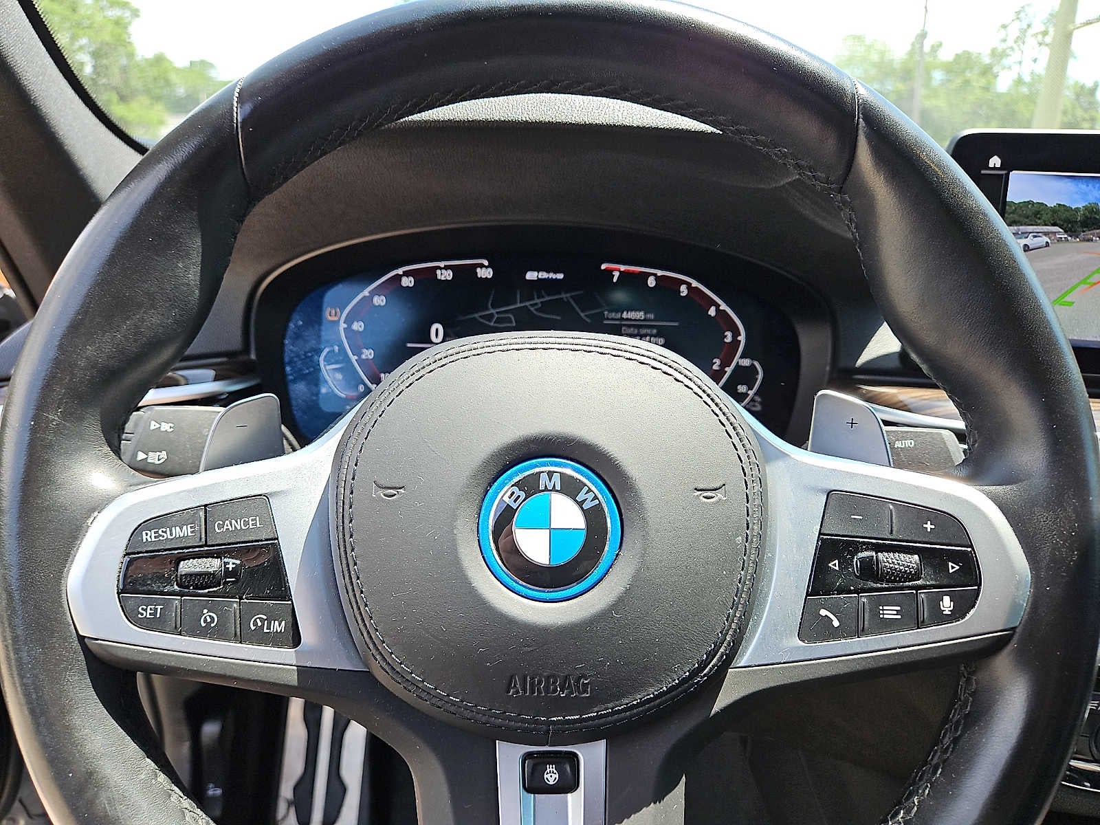 2023 BMW 5 Series 530e xDrive Plug-In Hybrid
