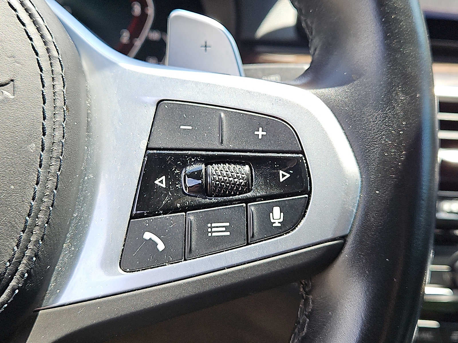 2023 BMW 5 Series 530e xDrive Plug-In Hybrid