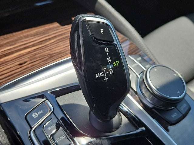 2023 BMW 5 Series 530e xDrive Plug-In Hybrid