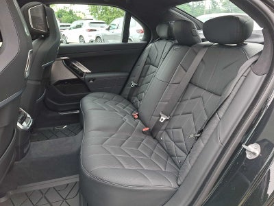 2024 BMW 7 Series 740i xDrive Sedan