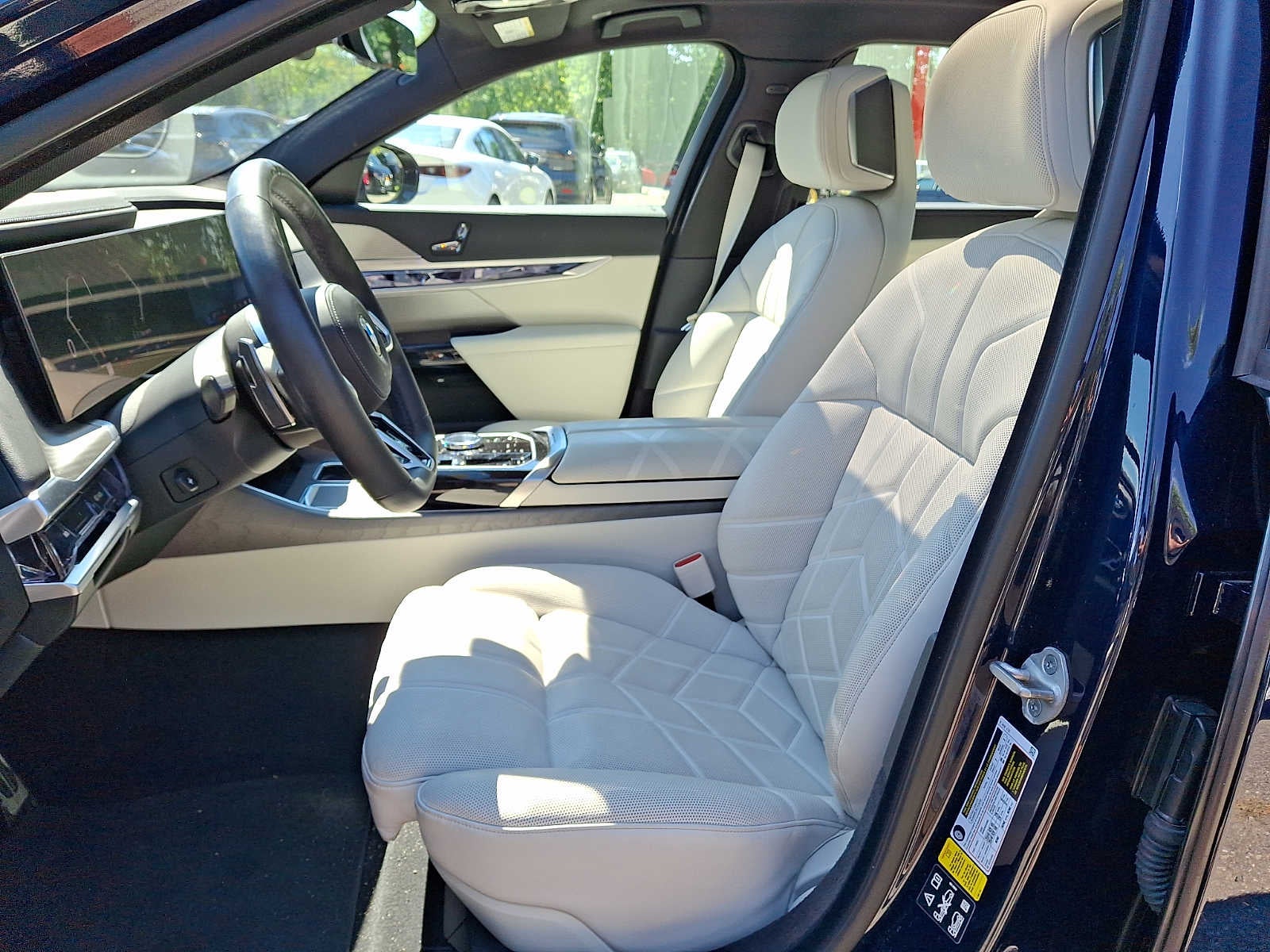 2024 BMW 7 Series 740i xDrive Sedan