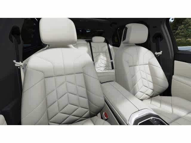 2026 BMW 7 Series 740i xDrive Sedan