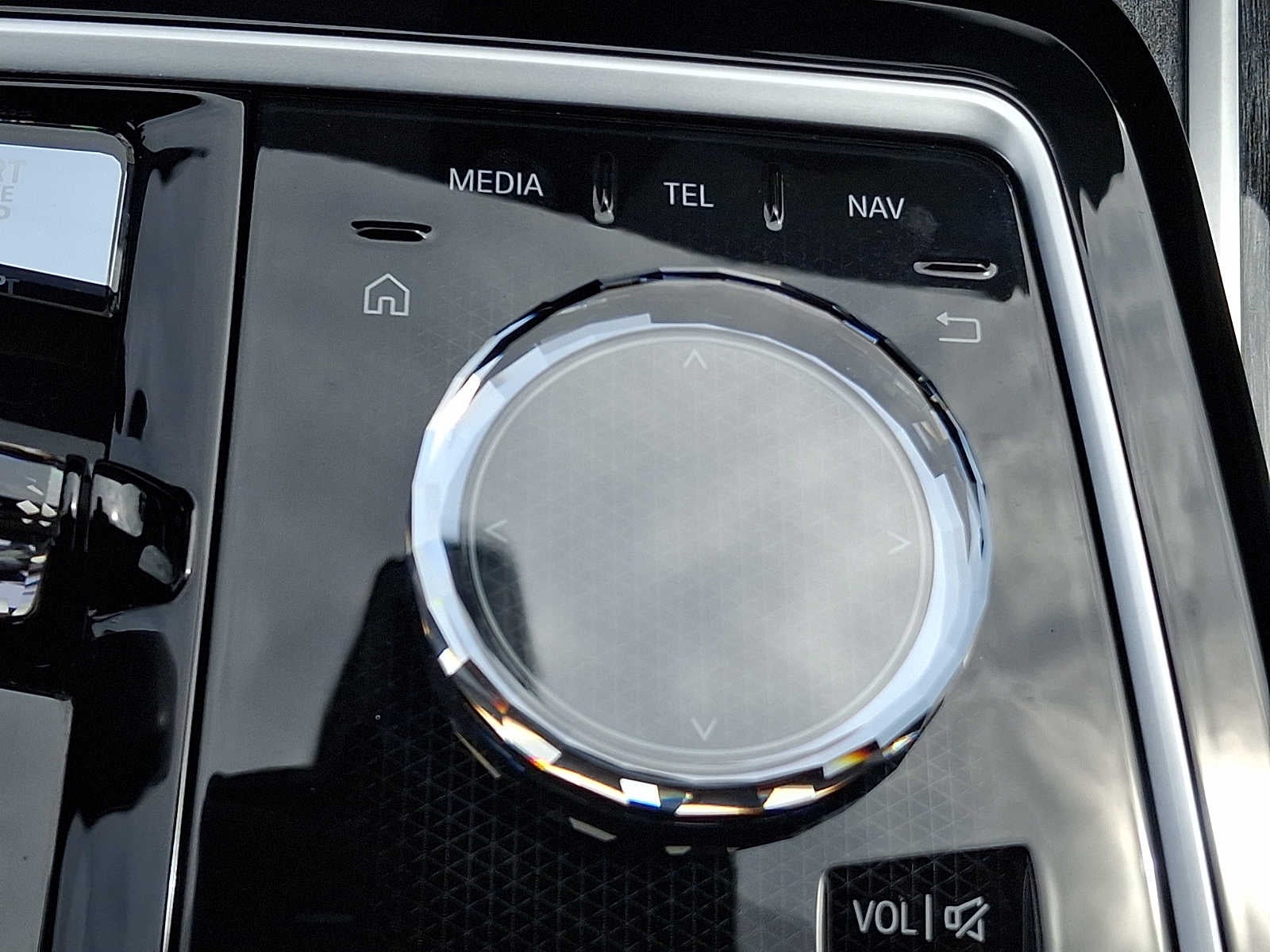 2023 BMW 7 Series 760i xDrive Sedan