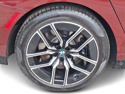 2024 BMW 7 Series 760i xDrive Sedan