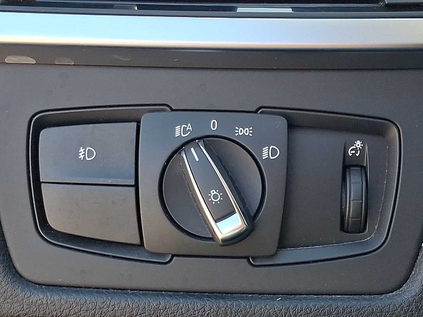 2013 BMW 3 Series 4dr Sdn 328i xDrive AWD SULEV