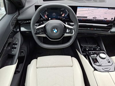 2025 BMW 5 Series 530i xDrive Sedan