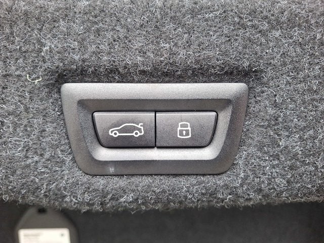 2025 BMW 5 Series 530i xDrive Sedan