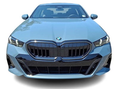2025 BMW 5 Series 530i xDrive Sedan