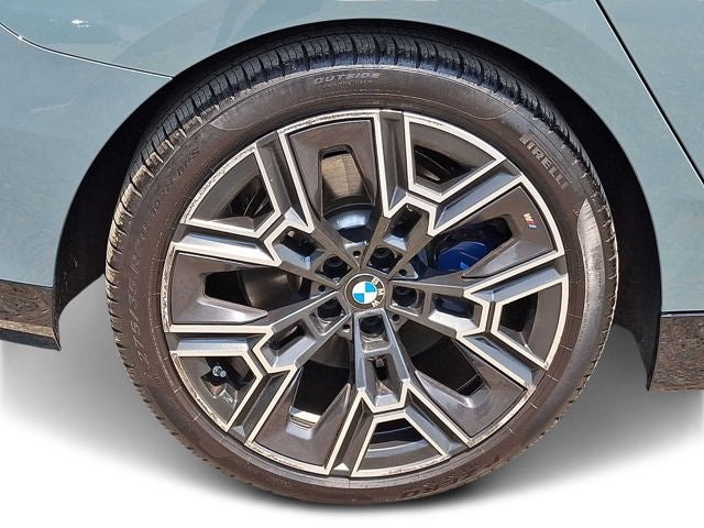 2025 BMW 5 Series 530i xDrive Sedan