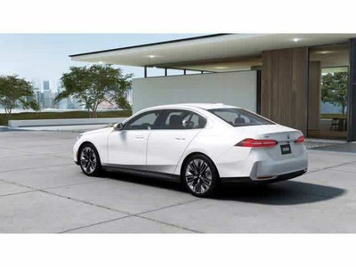 2026 BMW 5 Series 530i xDrive Sedan