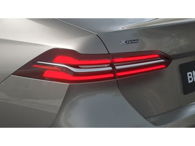2026 BMW 5 Series 530i xDrive Sedan