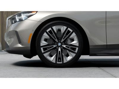 2027 BMW 5 Series 530i xDrive Sedan