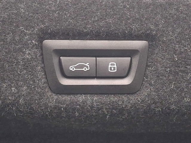 2025 BMW 5 Series 530i xDrive Sedan