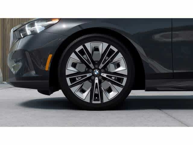 2027 BMW 5 Series 530i xDrive Sedan
