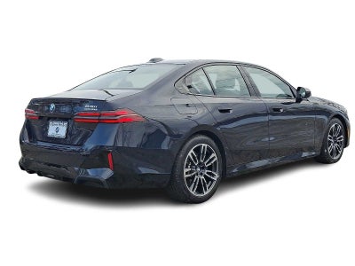 2025 BMW 5 Series 530i xDrive Sedan