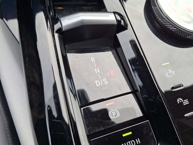 2025 BMW 5 Series 530i xDrive Sedan