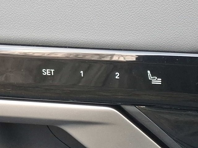 2025 BMW 5 Series 530i xDrive Sedan