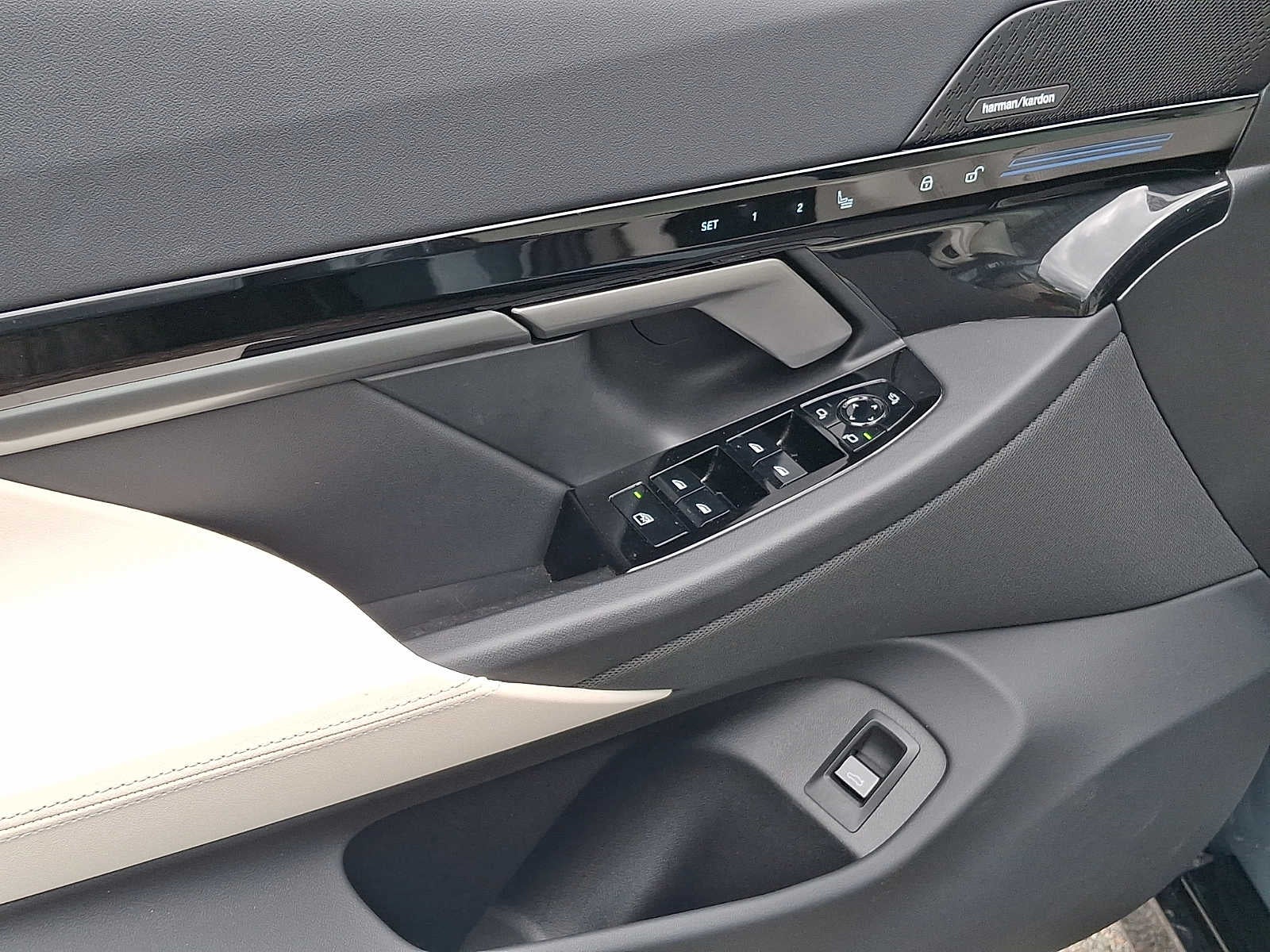 2026 BMW 5 Series 530i xDrive Sedan