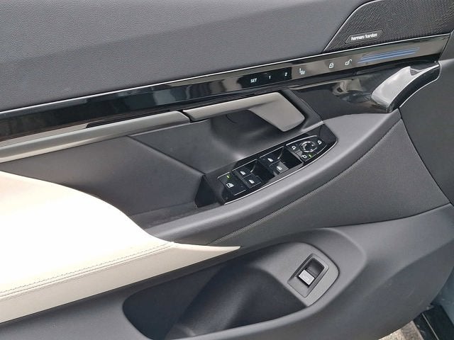 2026 BMW 5 Series 530i xDrive Sedan