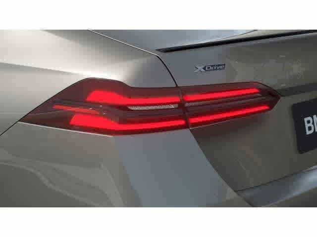 2026 BMW 5 Series 530i xDrive Sedan