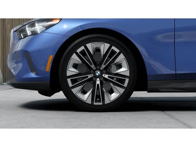 2026 BMW 5 Series 530i xDrive Sedan
