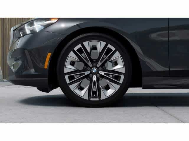 2026 BMW 5 Series 530i xDrive Sedan