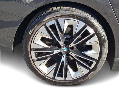 2024 BMW 5 Series 530i xDrive Sedan