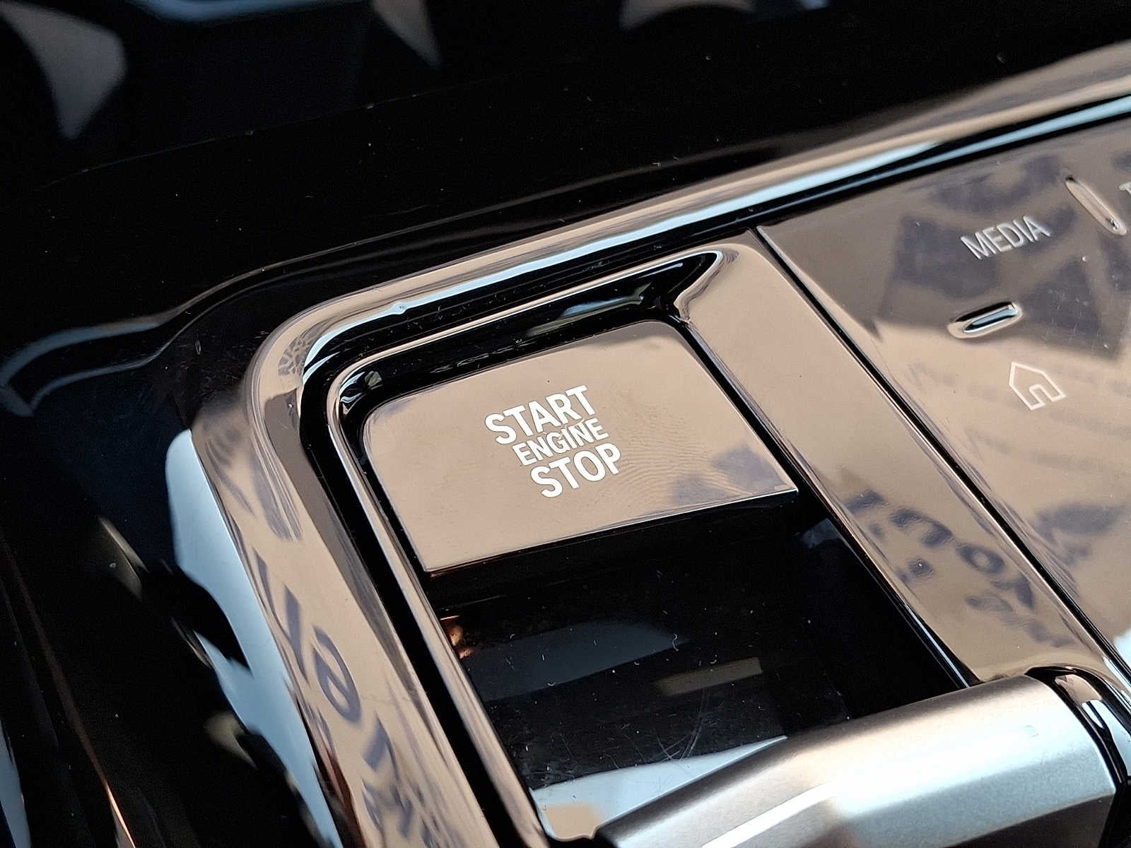 2024 BMW 5 Series 530i xDrive Sedan