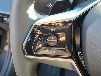 2025 BMW 5 Series 530i xDrive Sedan