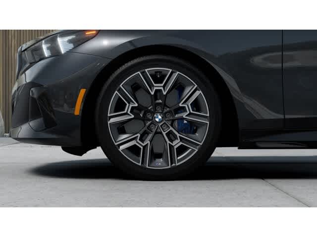2027 BMW 5 Series 540i xDrive Sedan