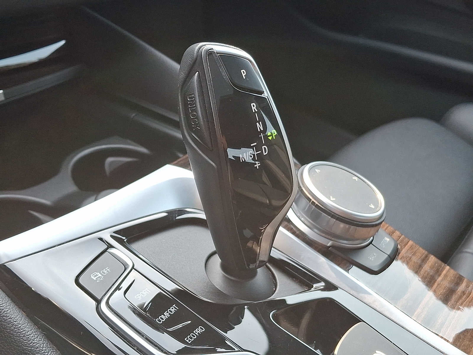 2019 BMW 5 Series 530i xDrive Sedan