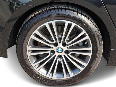 2019 BMW 5 Series 530i xDrive Sedan