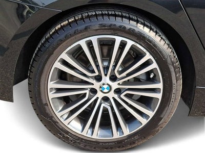 2019 BMW 5 Series 530i xDrive Sedan