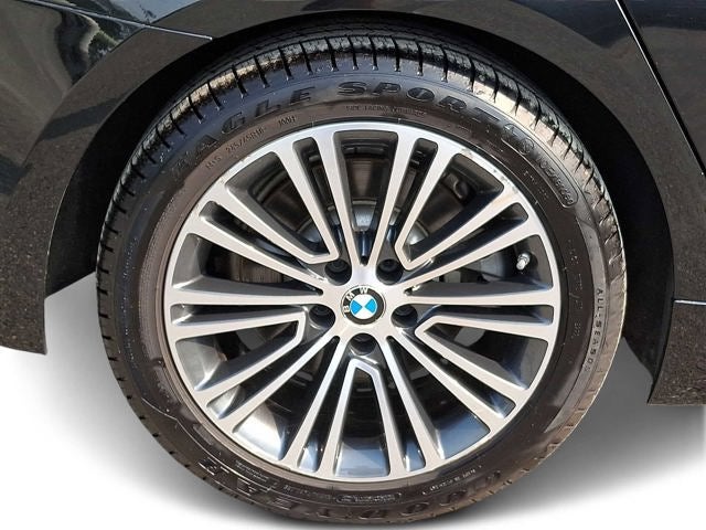 2019 BMW 5 Series 530i xDrive Sedan